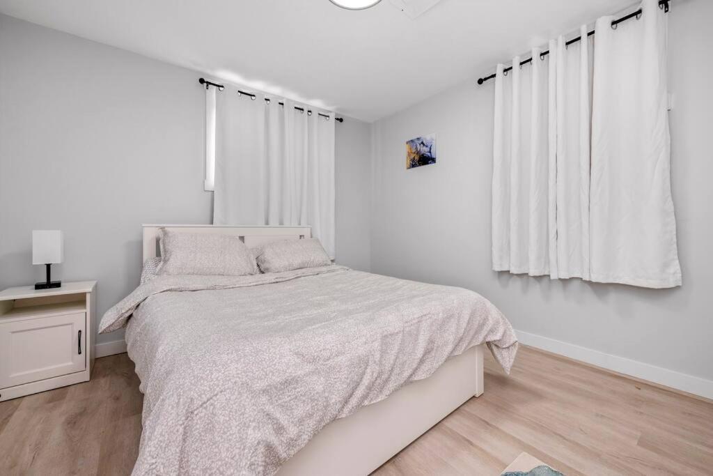Centerstreet-Cozy 2Bedroomsuite カルガリー エクステリア 写真